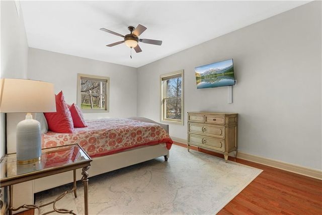 20 H Street, Lake Lotawana, MO 64086