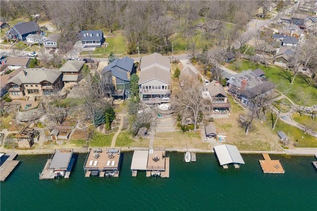 20 H Street, Lake Lotawana, MO 64086
