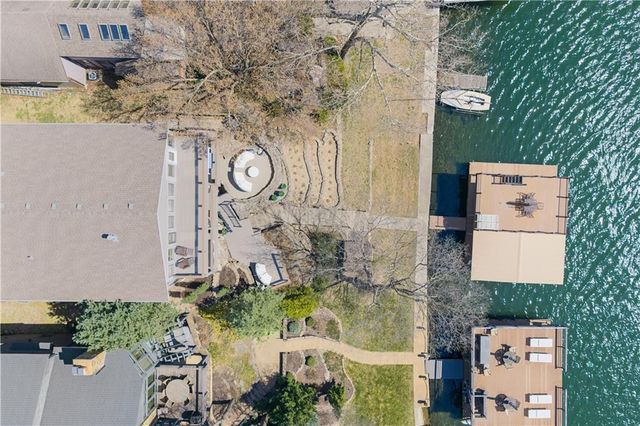 20 H Street, Lake Lotawana, MO 64086