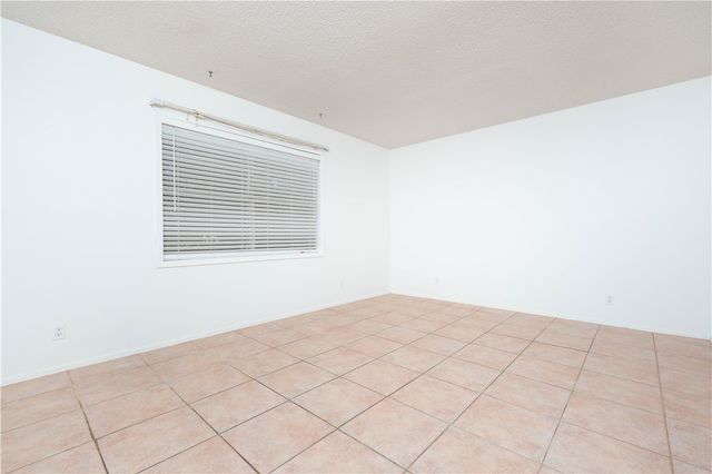 709 Lincoln St, Alice, TX 78332