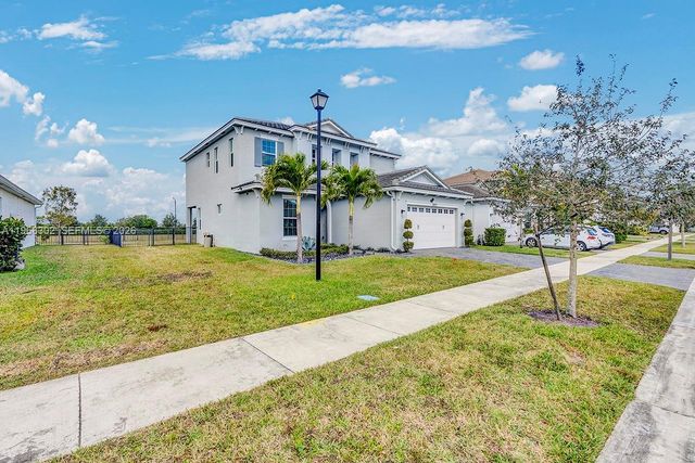 4655 Citron Way, Palm Beach, FL 33470