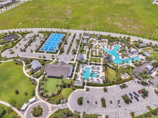 4655 Citron Way, Palm Beach, FL 33470