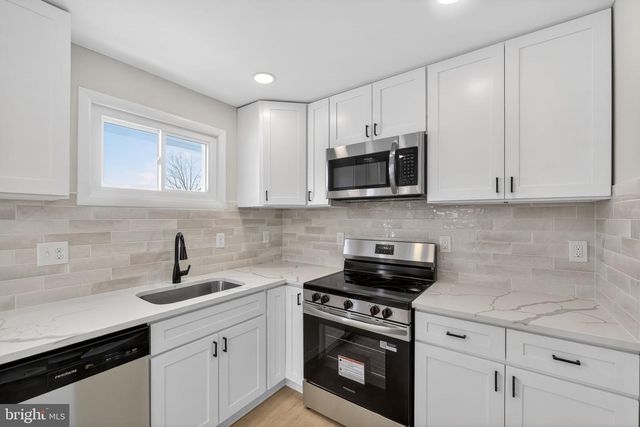 203 ANTIETAM RD, Baltimore, MD 21221