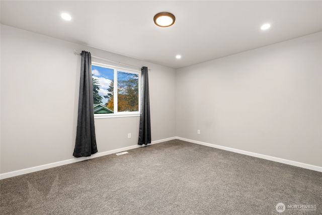 3626 E Howe Street, Tacoma, WA 98404