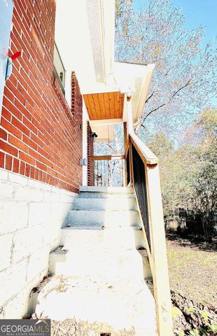 1122 Elaine Drive A, Forest Park, GA 30297