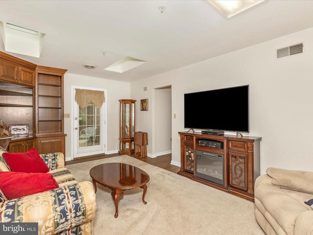 2807 CARLISLE DR #29, New Windsor, MD 21776