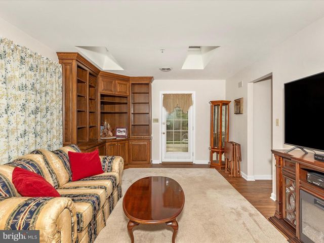 2807 CARLISLE DR #29, New Windsor, MD 21776