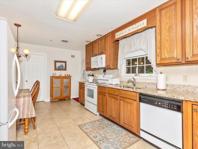 2807 CARLISLE DR #29, New Windsor, MD 21776