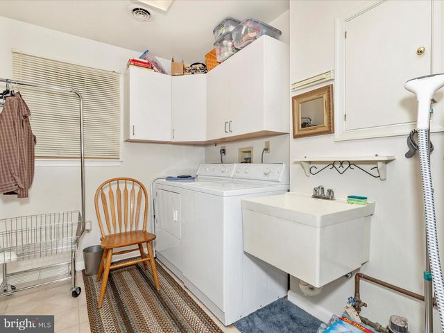 2807 CARLISLE DR #29, New Windsor, MD 21776