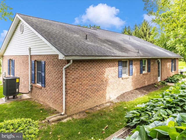 2807 CARLISLE DR #29, New Windsor, MD 21776