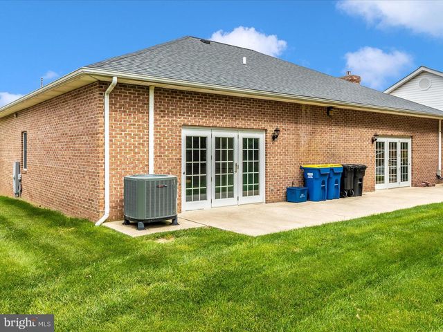 2807 CARLISLE DR #29, New Windsor, MD 21776