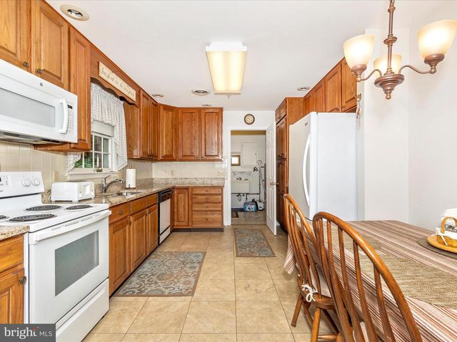 2807 CARLISLE DR #29, New Windsor, MD 21776