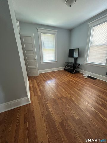 273 Judson Place 1, Bridgeport, CT 06610