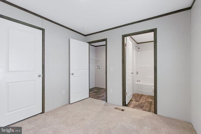 17 ASHTON DR, New Providence, PA 17560