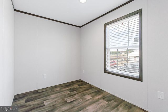 17 ASHTON DR, New Providence, PA 17560