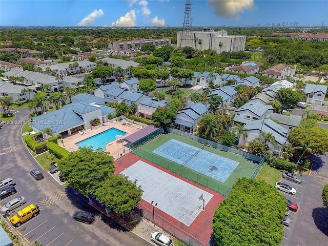 21221 NE 3rd Ct, Miami, FL 33179
