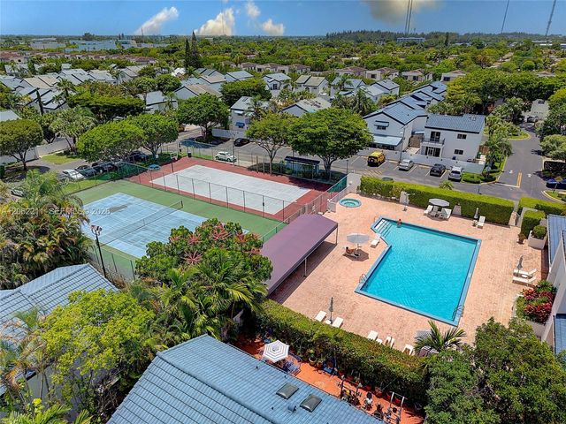 21221 NE 3rd Ct, Miami, FL 33179