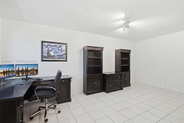 21221 NE 3rd Ct, Miami, FL 33179