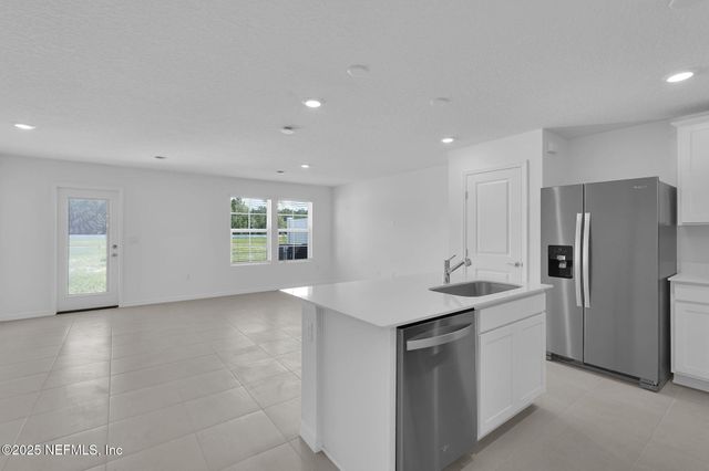 1880 NORMANDY PINES Lane, Jacksonville, FL 32221