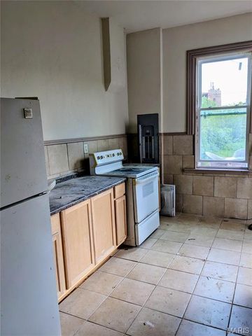 7326 Pennsylvania Avenue, St Louis, MO 63111