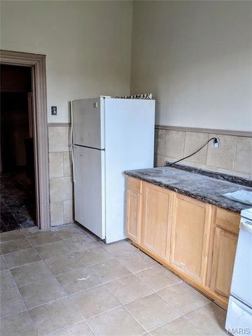 7326 Pennsylvania Avenue, St Louis, MO 63111