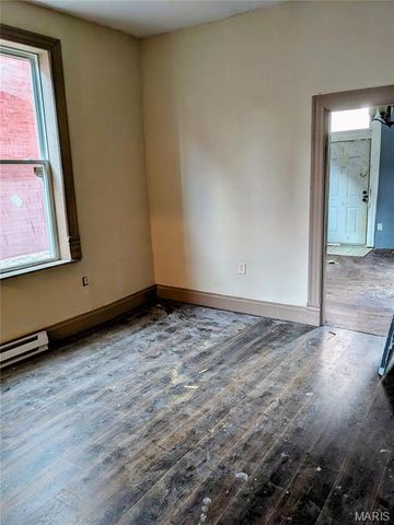 7326 Pennsylvania Avenue, St Louis, MO 63111