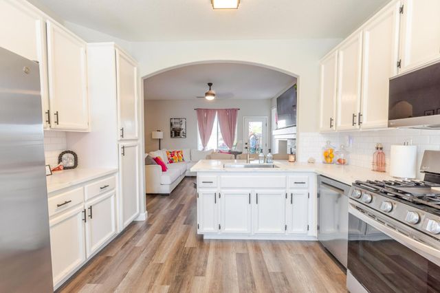 2152 Milan Way, Roseville, CA 95678