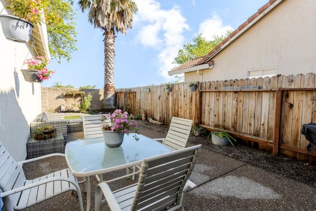 2152 Milan Way, Roseville, CA 95678