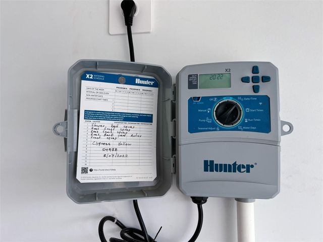 14866 Cypress Hollow Drive, New Caney, TX 77357