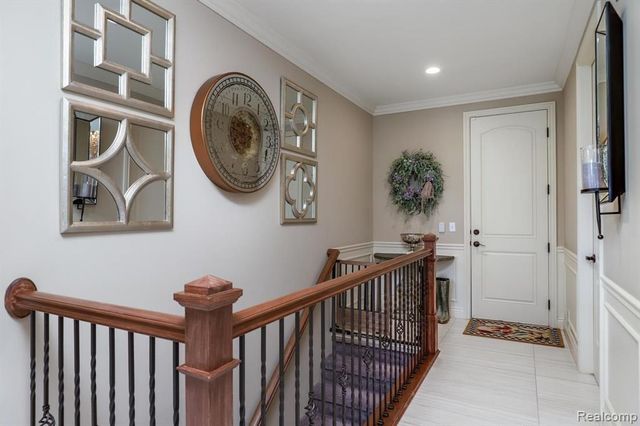 3960 Harvest Creek Court, Rochester, MI 48306