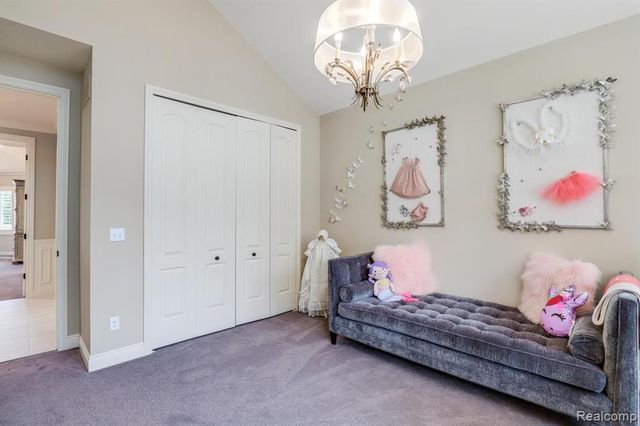 3960 Harvest Creek Court, Rochester, MI 48306