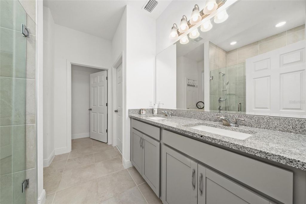 Image 22 of property listing at 1867 LAKE INDIGO ROAD, Groveland, FL 34736