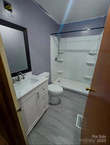 1930 Mountain Brook Drive, Gastonia, NC 28052