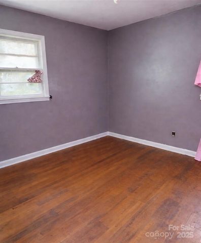 1930 Mountain Brook Drive, Gastonia, NC 28052