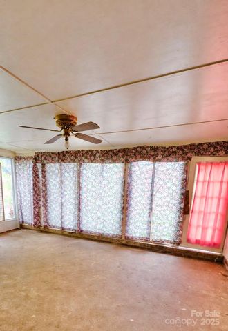 1930 Mountain Brook Drive, Gastonia, NC 28052