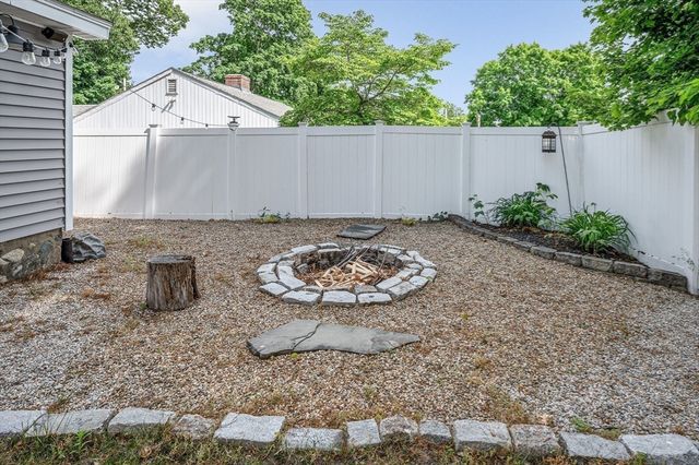 202 Salem St, Wakefield, MA 01880