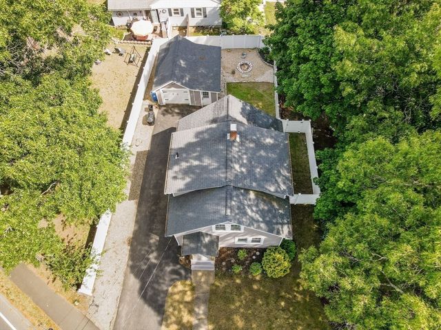 202 Salem St, Wakefield, MA 01880