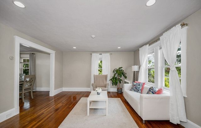 202 Salem St, Wakefield, MA 01880