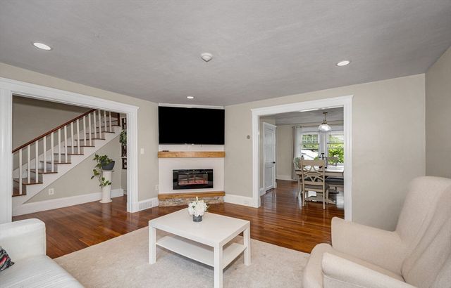 202 Salem St, Wakefield, MA 01880
