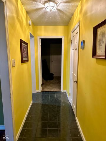 1779 E Little Bear Road, Connersville, IN 47331