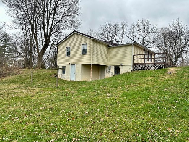 1779 E Little Bear Road, Connersville, IN 47331