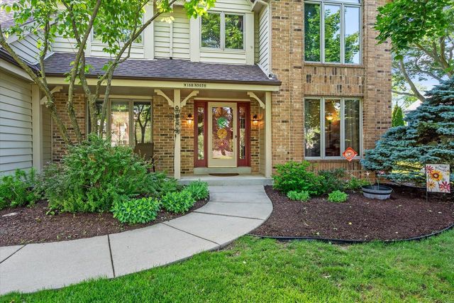 W168N5039 Stonefield ROAD, Menomonee Falls, WI 53051