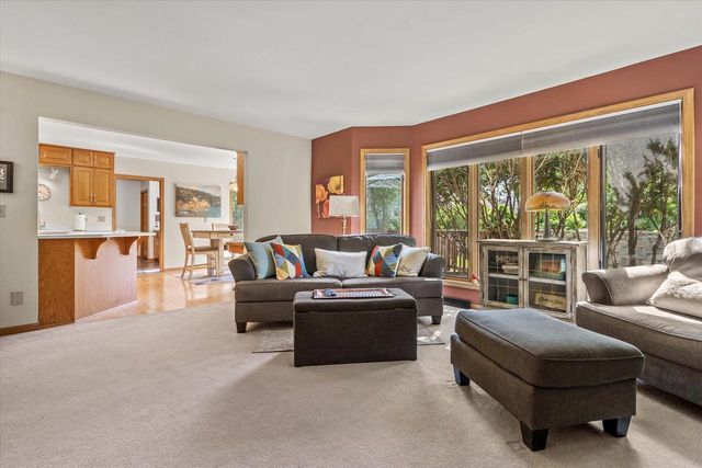 W168N5039 Stonefield ROAD, Menomonee Falls, WI 53051
