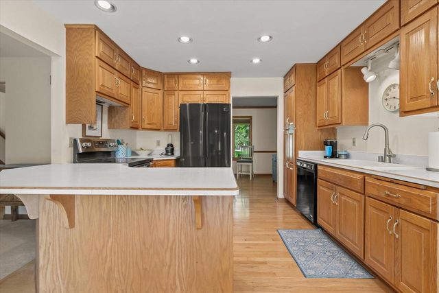 W168N5039 Stonefield ROAD, Menomonee Falls, WI 53051