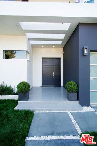 429 N Sweetzer Avenue, Los Angeles, CA 90048