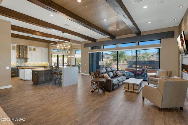 14180 N Los Saguaros Drive, Marana, AZ 85658