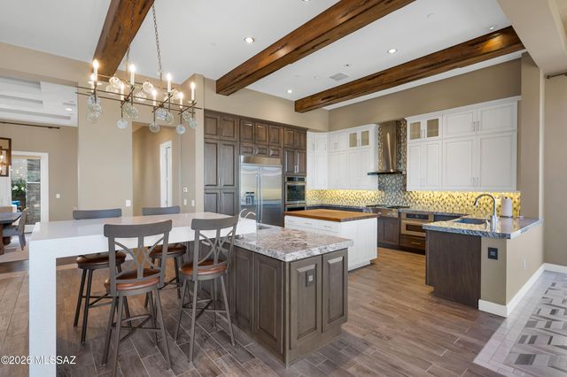 14180 N Los Saguaros Drive, Marana, AZ 85658