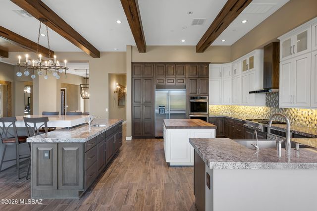 14180 N Los Saguaros Drive, Marana, AZ 85658