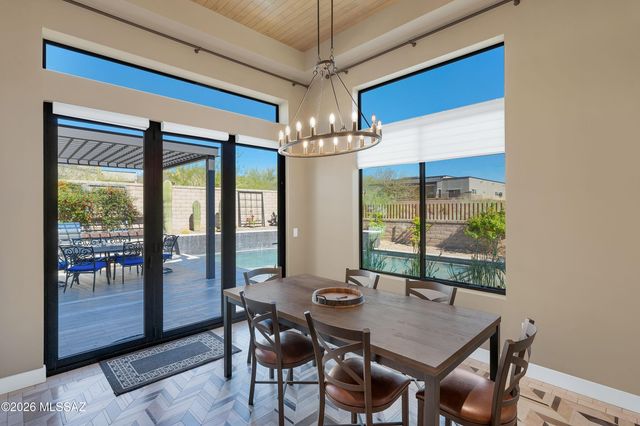 14180 N Los Saguaros Drive, Marana, AZ 85658