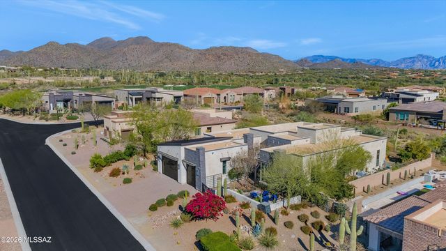 14180 N Los Saguaros Drive, Marana, AZ 85658